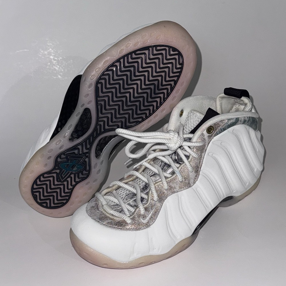 Nike Air Foamposite One Summit White Marble Green NEW Women's Size 8